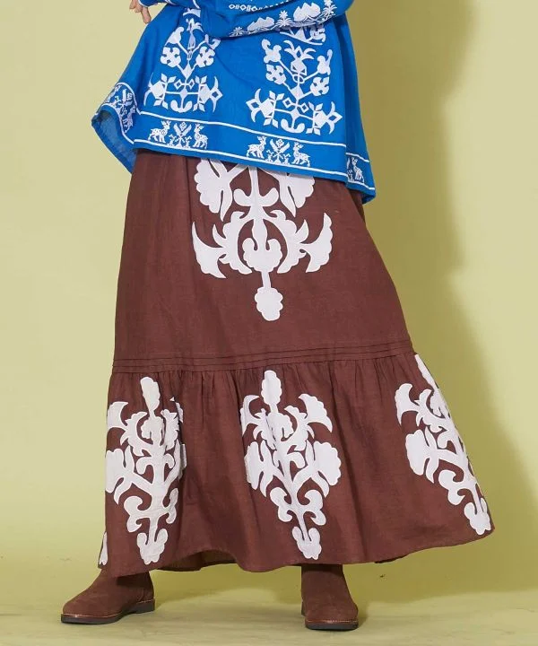 Applique Linen Blend Skirt