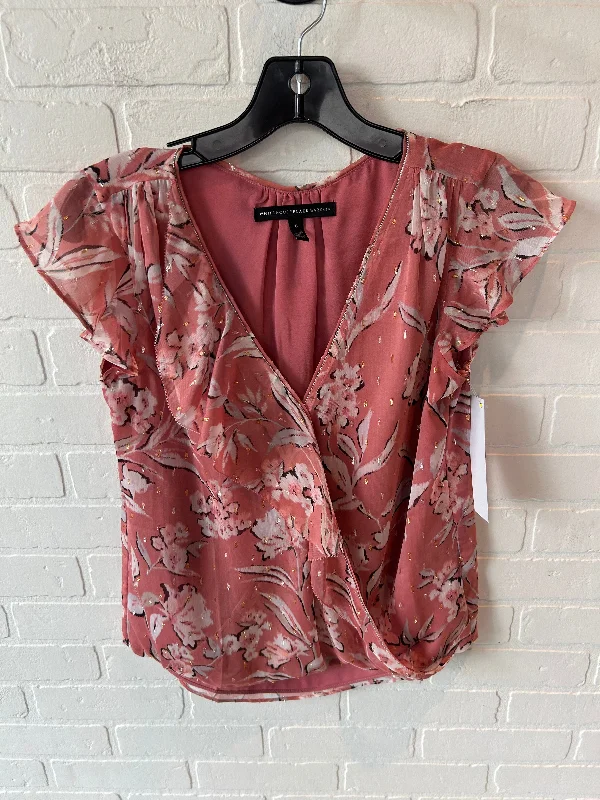 Top Short Sleeve By White House Black Market In Pink, Size: Xs