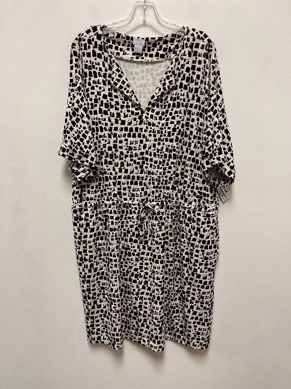 Dress Casual Short By Chicos In Black & Cream, Size: 2x