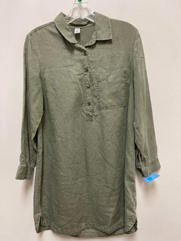 Dress Casual Short By Old Navy In Green, Size: Mp