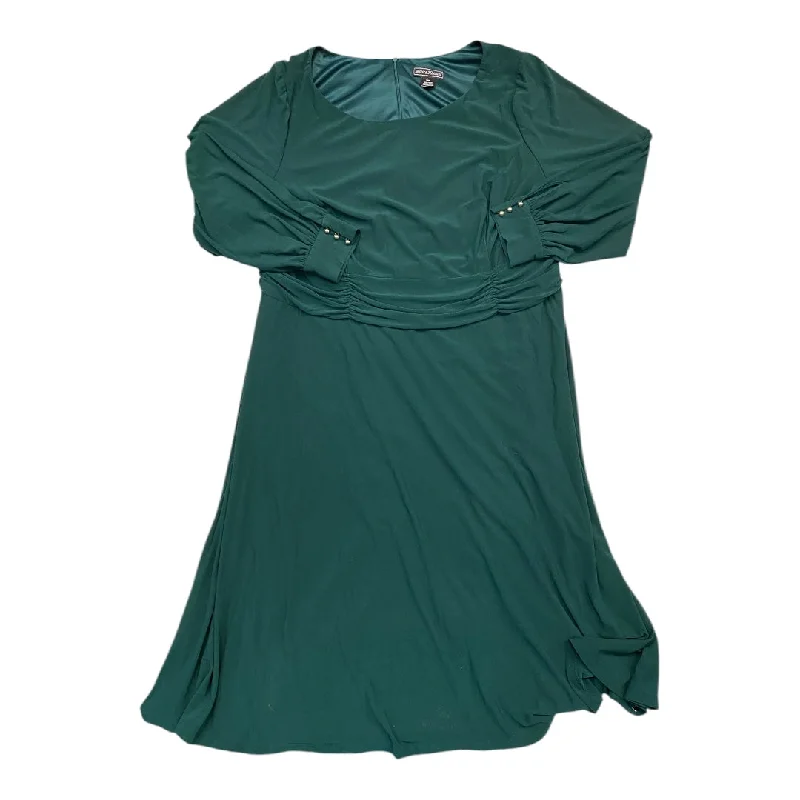 Dress Party Short By Jessica Howard In Green, Size: 24