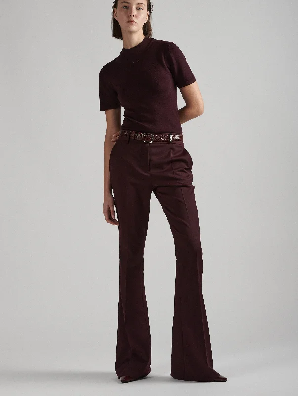 Pantalon bootleg en gabardine de laine bordeaux